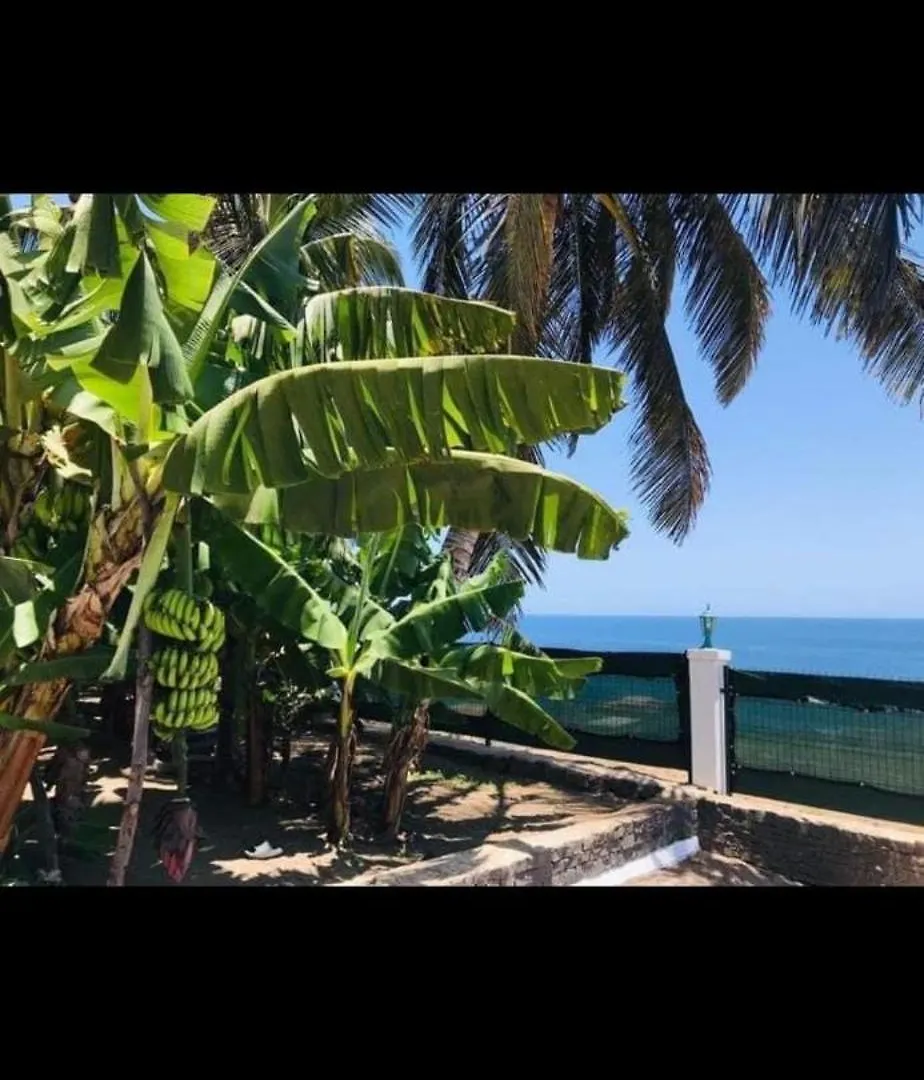 Cidade Paradise Cidade Velha Bed & Breakfast